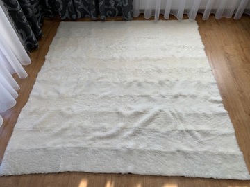Декоративный ковер из натуральной овчины