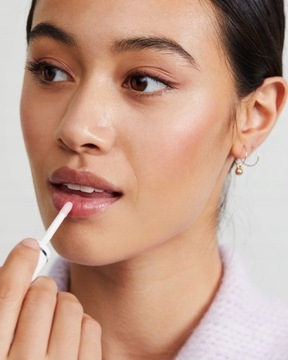 Ухаживающее масло для губ NIVEA Rosé