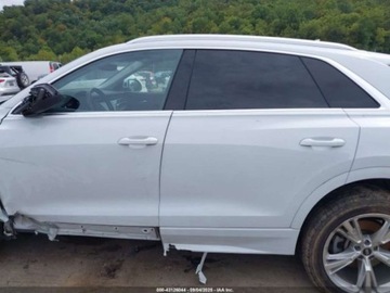 Audi Q8 2022 Audi Q8 Premium Plus 55 Tfsi Quattro Tiptronic 2022 3.0l 3.0 Benzyna 335KM, zdjęcie 2