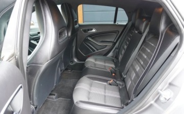 Mercedes CLA C117 Shooting Brake Facelifting 1.6 200 156KM 2018 Mercedes-Benz CLA Bezwypadkowy Serwisowany 1-Wlasciciel Navi Full Led Pdc, zdjęcie 9