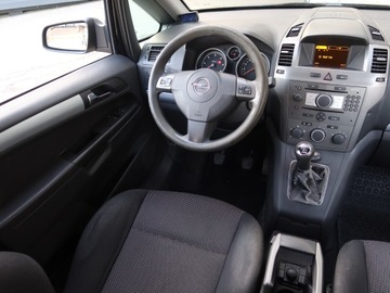 Opel Zafira B 1.9 CDTI ECOTEC 100KM 2006 Opel Zafira 1.9 CDTI, 7 miejsc, HAK, Klima, zdjęcie 6