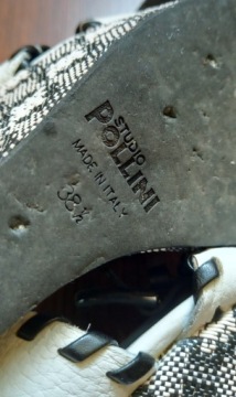 Сандалии на каблуке от Pollini размер 38,5