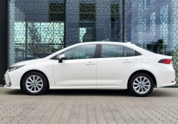 Toyota Corolla XII Sedan 1.6 Valvematic Dual VVT-i 132KM 2019 Toyota Corolla Corolla Comfort Vat Marza Salon PL Kamera Cofania, zdjęcie 2