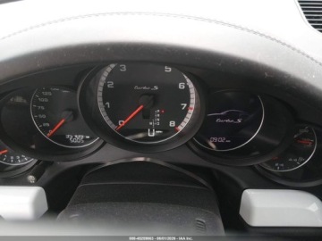 Porsche 911 991 Turbo/Turbo S Coupe 3.8 520KM 2015 Porsche 911 Turbo 2015 3.8 Benzyna 520KM, zdjęcie 10