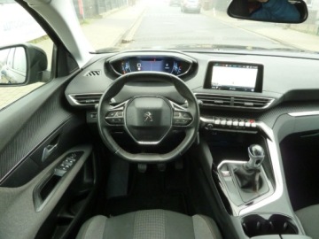 Peugeot 3008 II Crossover 1.2 PureTech 130KM 2018 Peugeot 3008 NAWIGACJAKAMERA COFANIAAUTOMATGWARANCJA 1.2 Benzyna 131KM, zdjęcie 8