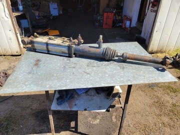 ЗАДНИЙ ЦИЛИНДР РУЛЕВОГО УПРАВЛЕНИЯ ТРЕТЬЕЙ ОСИ VOLVO FE D7E