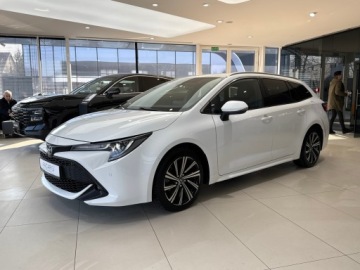 Toyota Corolla XII TS Kombi Facelifting 2.0 Hybrid Dynamic Force 196KM 2022 Toyota Corolla Comfort + Tech + Style / LED / Podg