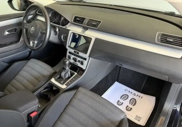 Volkswagen CC 2.0 TDI CR DPF BlueMotion Technology 140KM 2013 Volkswagen CC Volkswagen CC 2.0 TDI BlueMotion Technology 2.0 Diesel 140KM, zdjęcie 15