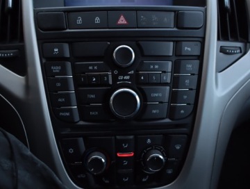 Opel Astra J Hatchback 5d 1.4 Turbo ECOTEC 120KM 2012 Opel Astra 1.4 T, Klima, Tempomat, Parktronic, zdjęcie 12