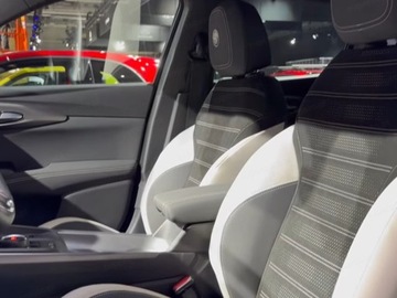 Alfa Romeo Tonale 2025 ALFA ROMEO Tonale IBRIDA Sport Speciale 1.5 (175KM) 2025, zdjęcie 6