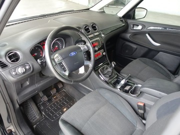 Ford Galaxy III Van 2.0 Duratec Flexifuel 145KM 2010 Ford Galaxy 2.0, zdjęcie 12