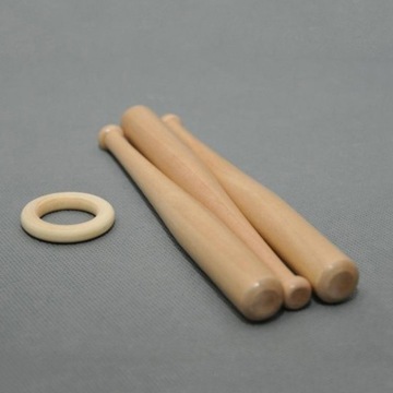 1 шт. ДЕРЕВЯННАЯ Постановка в форме мини-бейсбольной биты.