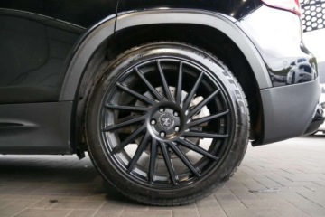 Mercedes GLB SUV AMG 35 2.0 306KM 2022 Mercedes-Benz GLB AMG 2.0 306KM 4MATIC HeadUp Cam360 Panorama Ambiente Bur, zdjęcie 37