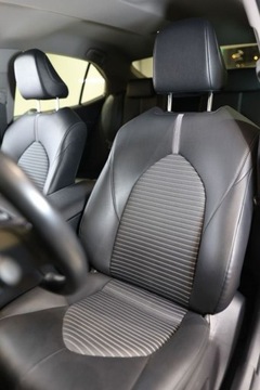 Toyota Camry IX Sedan 2.5 Hybrid Dynamic Force 218KM 2023 Toyota Camry 2.5 Hybrid Prestige CVT 2.5 Hybryda 218KM, zdjęcie 7