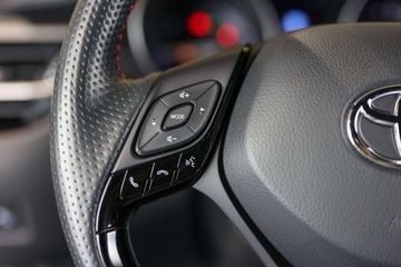 Toyota C-HR I Crossover Facelifting 1.8 Hybrid 122KM 2023 Toyota C-HR 1.8 Hybrid GPF GR Sport 1.8 Hybryda 122KM, zdjęcie 19