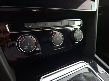 Volkswagen Arteon Fastback Facelifting 2.0 TSI 190KM 2022 Volkswagen Arteon Shooting Brake R-line 2,0 TSI /, zdjęcie 19