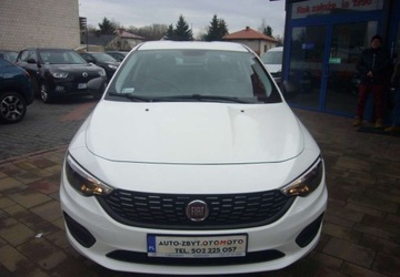 Fiat Tipo II Sedan 1.4 95KM 2019 Fiat Tipo Fiat Tipo II I wlasciciel, Salon PL, serwis 1.4 Benzyna 95KM, zdjęcie 2