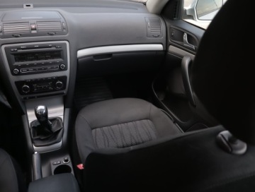 Skoda Octavia II Kombi 1.4 TSI 122KM 2009 Skoda Octavia 1.4 TSI, Salon Polska, Klima, zdjęcie 7