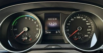 Volkswagen Passat B8 2020 Volkswagen Passat DSG PlugIn LED Webasto Piekny kolor Faktura VAT23, zdjęcie 15