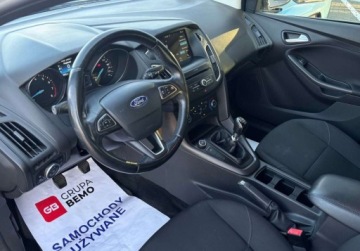 Ford Focus III Kombi Facelifting 1.5 EcoBoost 150KM 2017 Ford Focus 1.5 EcoBoost 150KM SYNC EDITION SalonPL Grzana szyba czujniki, zdjęcie 13