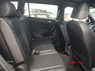 Volkswagen Tiguan II 2021 Volkswagen Tiguan 2021 r., 2,0L 2.0 Benzyna 184KM, zdjęcie 10