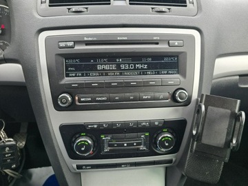 Skoda Octavia II Kombi 2.0 TDI CR DPF 140KM 2011 Škoda Octavia Skoda Octavia FL, KlimaTronik,, zdjęcie 25