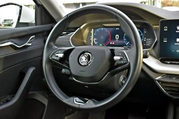 Skoda Octavia IV Kombi 2.0 TDI 150KM 2022 Škoda Octavia Skoda Octavia Bezwypadkowy / Salon, zdjęcie 18
