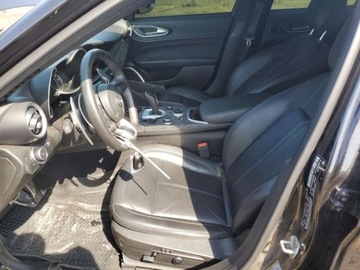 Alfa Romeo Giulia II Sedan Facelifting 2.0 Turbo 280KM 2022 Alfa Romeo Giulia 2022 2.0l 2.0 Benzyna 280KM, zdjęcie 7