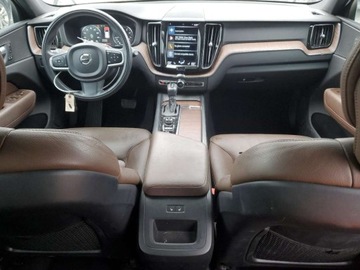 Volvo XC60 II 2021 Volvo XC 60 T5 Momentum 2021 2.0l 2.0 Benzyna 250KM, zdjęcie 8