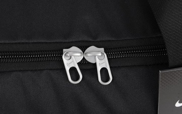 СПОРТИВНАЯ СУМКА НА КОЛЕСАХ В ЖЕСТКОМ КОРПУСЕ NIKE CLUB TEAM SWOOSH