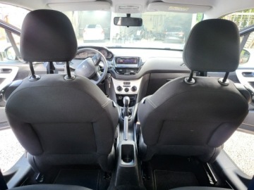 Peugeot 208 I Hatchback 3d 1.0 PureTech 68KM 2015 Peugeot 208 1.0 68 KM ASO TUV DEKRA Z Niemiec, zdjęcie 18