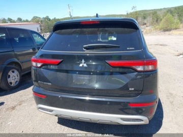 Mitsubishi Outlander III 2024 Mitsubishi Outlander 2024 2.5l 2.5 Benzyna 181KM, zdjęcie 3