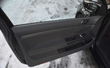 Volkswagen Golf V Hatchback 1.4 i 16V 75KM 2005 Volkswagen Golf Volkswagen Golf 1.4 Sportline 1.4 Benzyna 75KM, zdjęcie 16