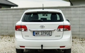 Toyota Avensis III Wagon Facelifting 1.8 Valvematic 147KM 2014 Toyota Avensis 1.8 benzyna 147KM LIFT po serwisie bezwypadkowy 1.8 Benzyna, zdjęcie 9