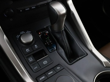 Lexus NX I SUV 300h 197KM 2015 Lexus NX HEV 4x4 skóra el. sterowane i grzane, zdjęcie 30