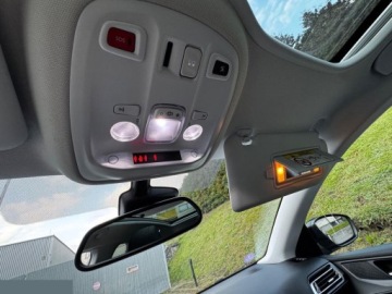 Peugeot 308 II SW Facelifting 1.2 PureTech 130KM 2018 Peugeot 308 1.2 130KM e-THP Stop &amp; Start Allure 2018r, zdjęcie 30