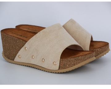 БЕЖЕВЫЕ ЗАМШЕВЫЕ ТАПОЧКИ НА ПРОБКОВОЙ ПЛАТФОРМЕ 39