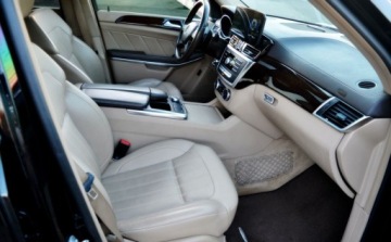 Mercedes Klasa GL X166 Off-roader GL 500 435KM 2014 Mercedes-Benz GL 7 osobowy, Maly przebieg, 4.7 Benzyna 435KM, zdjęcie 16