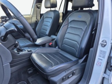 Volkswagen Tiguan II SUV R 2.0 TSI 320KM 2022 Volkswagen Tiguan R4motion Skora Harman Pamiec foteli Panorama 2.0, zdjęcie 12