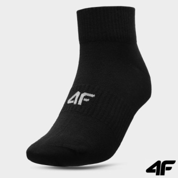 МУЖСКИЕ СПОРТИВНЫЕ НОСКИ 4F НА КАЖДЫЙ ДЕНЬ ИЗ МЯГКОГО ДЫШАЩЕГО ХЛОПКА