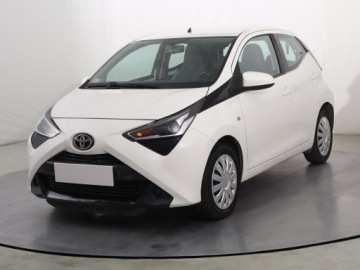Toyota Aygo II Hatchback 3d Facelifting 1.0 VVT-i 72KM 2020 Toyota Aygo 1.0 VVT-i, Salon Polska, zdjęcie 1