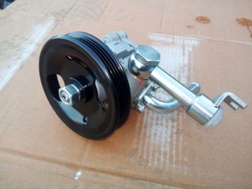 NISSAN PATHFINDER R51 FACELIFT YD25 ČERPADLO SERVA