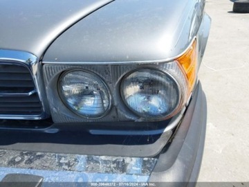 Mercedes 1983 Mercedes-Benz Inny 1983 Mercedes-Benz 380 Series 2dr Coupe 380SL 3.8 100KM, zdjęcie 5