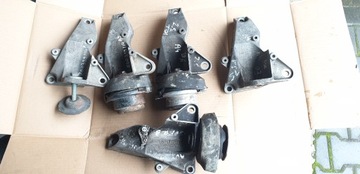 ŁAPA PODUSZKA AUDI A4 B6 PASSAT B5 8D0399114AJ