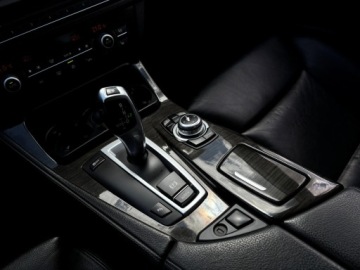 BMW Seria 5 F10-F11 Limuzyna 530d 245KM 2010 BMW 530 M-Pakiet, Fotel komfortowy, Ksenony, Nawig, zdjęcie 10