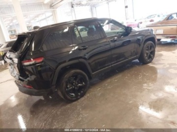 Jeep Grand Cherokee V 2024 Jeep Grand Cherokee 2024r., 4x4, 3.6L 3.6 Benzyna 293KM, zdjęcie 3