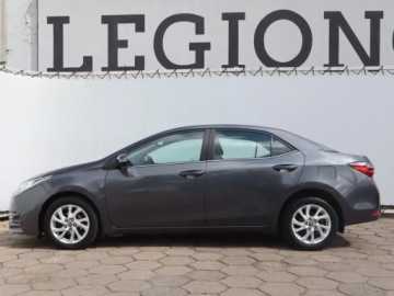 Toyota Corolla XI Sedan Facelifting 1,6 Valvematic 132KM 2018 Toyota Corolla 1.6 Valvematic, Salon Polska, zdjęcie 2