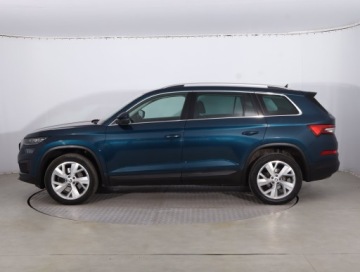Skoda Kodiaq I SUV Facelifting 2.0 TDI SCR 200KM 2022 Skoda Kodiaq 2.0 TDI, Salon Polska, 197 KM, 4X4, zdjęcie 2