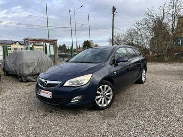 Opel Astra J Sports Tourer 1.4 Turbo ECOTEC 140KM 2012 Opel Astra Bogata wersja/Nowy rozrząd/Serwis/