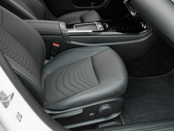 Mercedes Klasa A W177/V177 Sedan Facelifting 2.0 200d 150KM 2023 Mercedes A 200 GD8K604#200 d Progressive 8G-DCT, zdjęcie 27